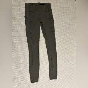Lululemon Leggings with side pockets full length size 4